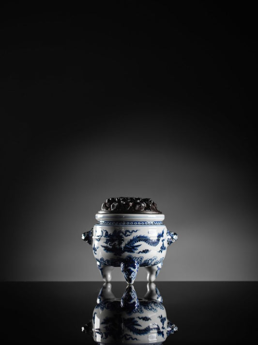 Blue And white Porcelain Elephant Censer