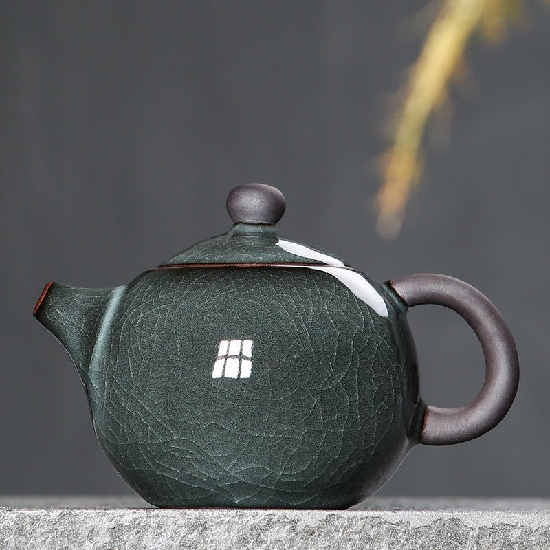 Gold-glazed Ice-cracked Xishi Tea Pot